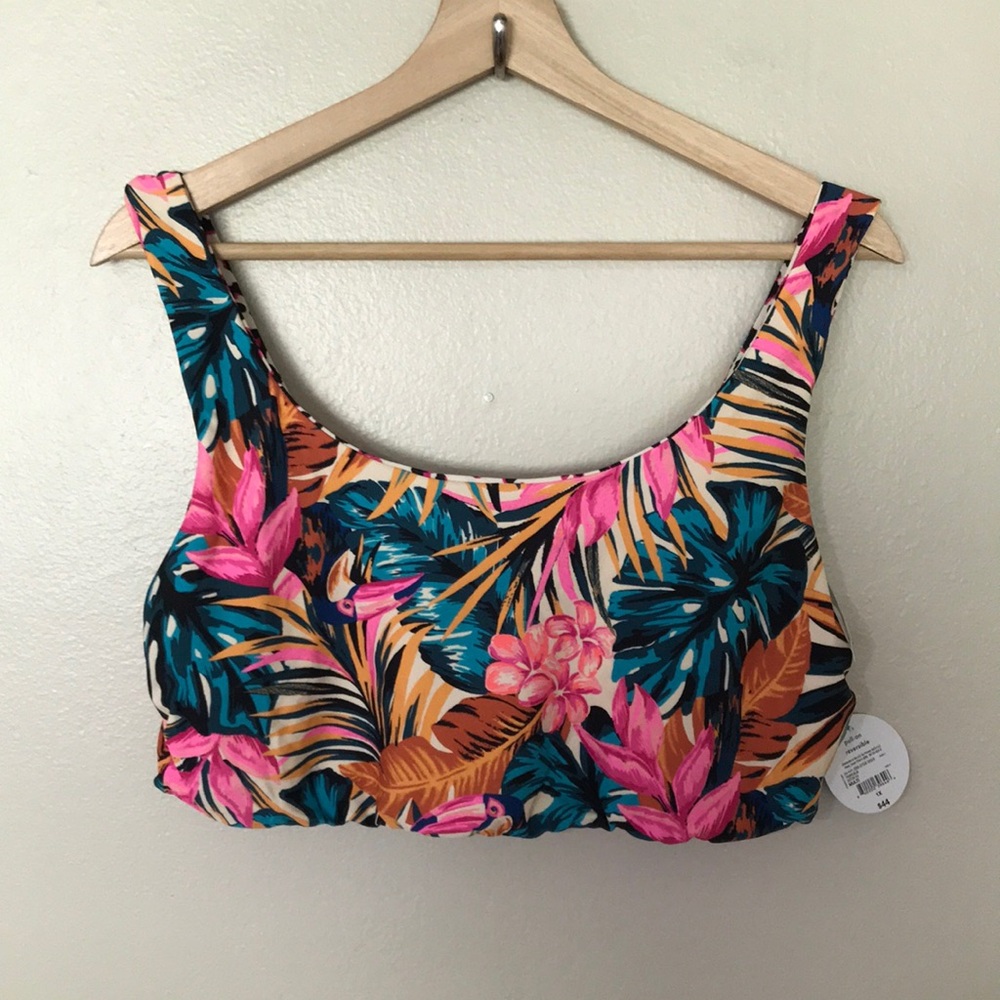 NEW Decree Reversible‎ Tropical Floral Swim Top